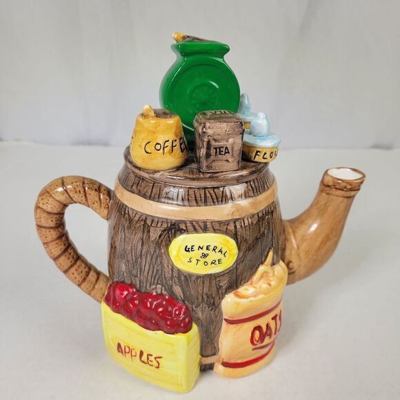Cardinal General Store Teapot‎ - Picture 3 of 10